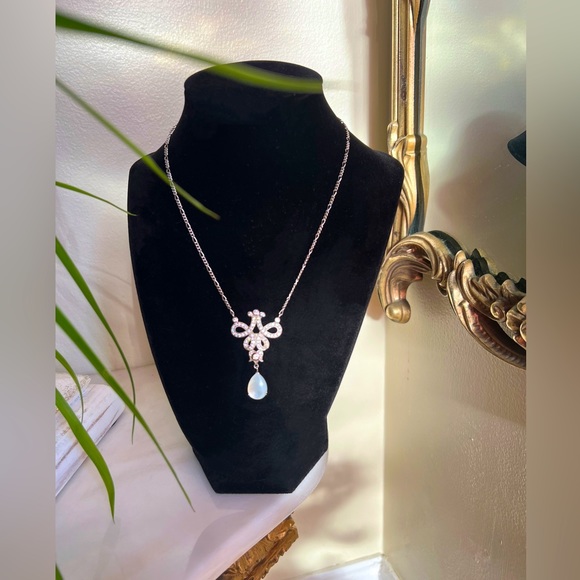 Unmarked Beauty Jewelry - 925 CZ Mother of Pearl Chandelier Teardrop Pendant Necklace